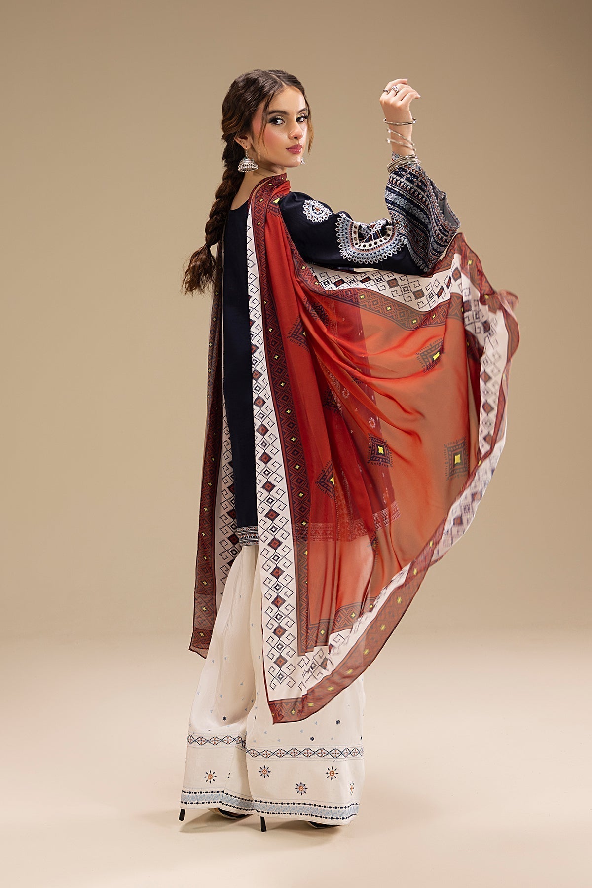 UNSTITCHED 3PC DHANAK EMBROIDERED SUIT V241