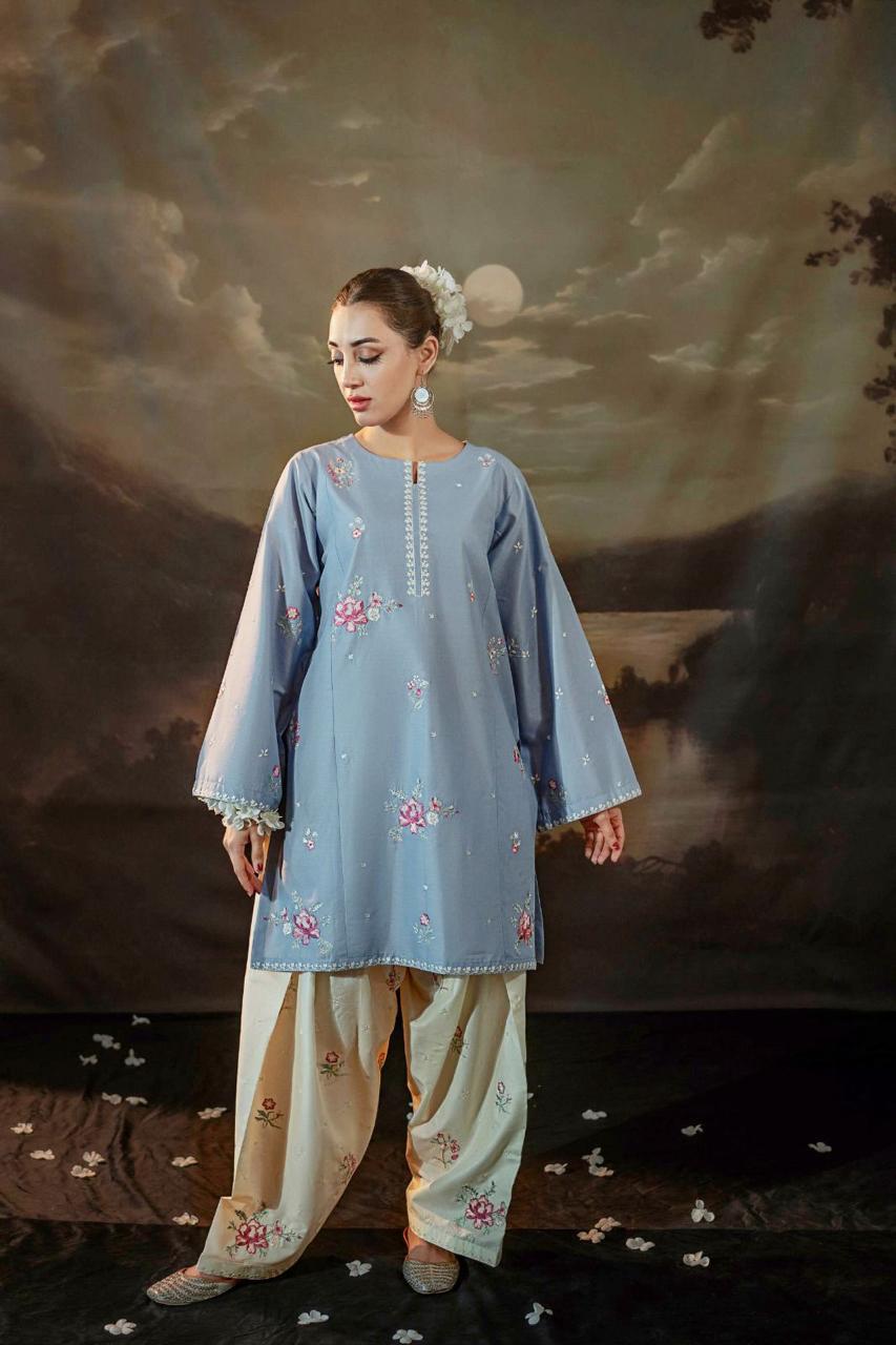 unstitch 2Pice lawn dress 10016